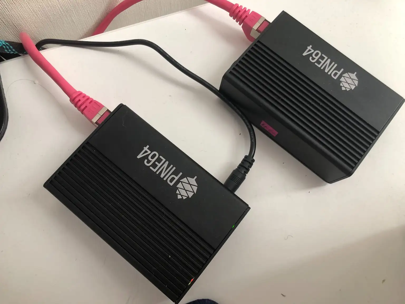 Two Pine64 Rock64s in aluminum cases